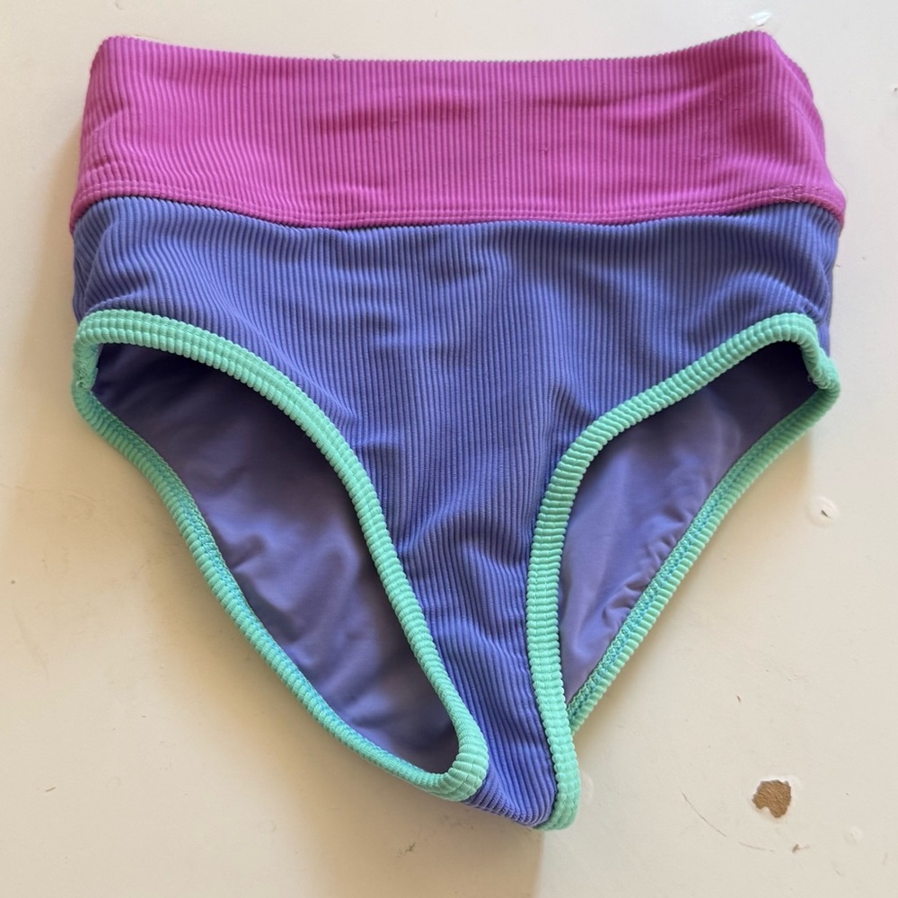 Beach Riot Emmy high waist bikini bottoms color block purple pink high tide9/10